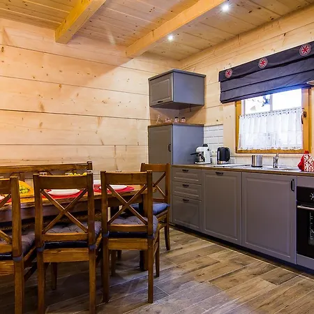 Udanypobyt Domy Highlander House *