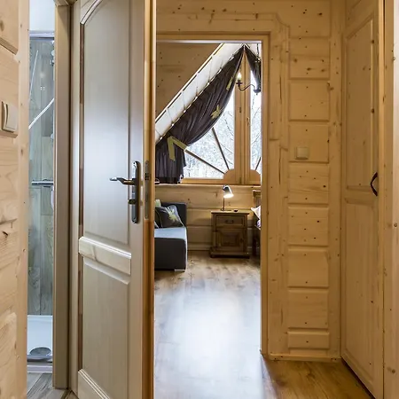 Udanypobyt Domy Highlander House Villa *