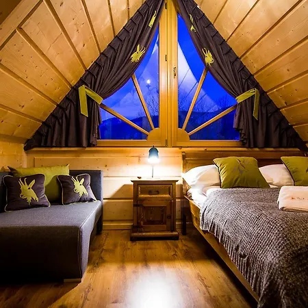 فيلة Udanypobyt Domy Highlander House زاكوباني